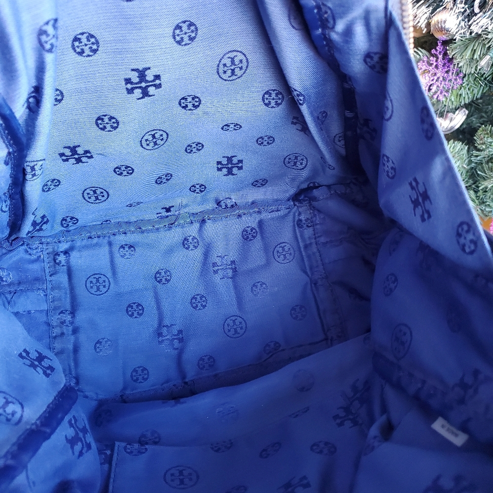 Tory burch backpack - Picture 3 of 16